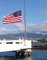 Подъем флага над затонувшим USS Utah