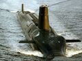 Субмарина HMS Vanguard патрулирует окрестные воды.