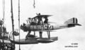 UO-1 поднимают на борт корабля