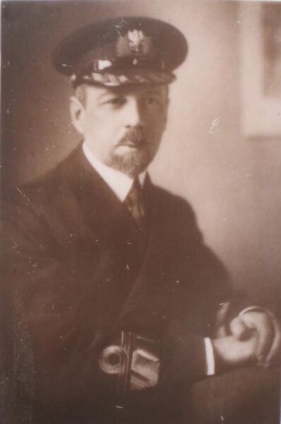 Файл:WACŁAW KŁOCZKOWSKI KONTR-ADMIRAŁ.jpg