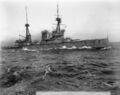 Четырёхдюймовые орудия на крыше башен главного калибра HMS Inflexible